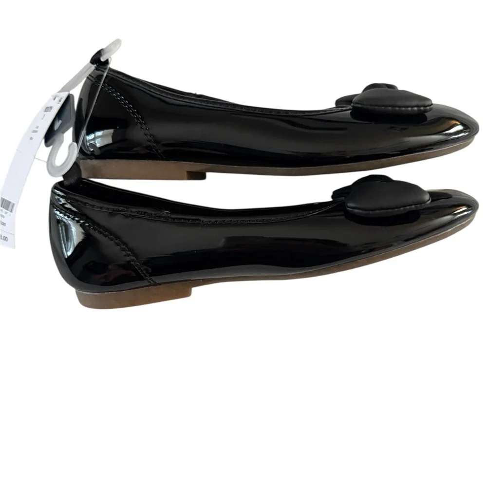 OshKosh B'gosh Glossy Black Flats with Bow